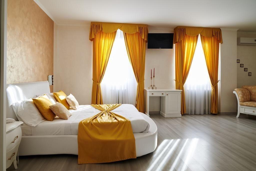 Hotel Villa Delle Ortensie Sant'Omobono Imagna Exteriör bild