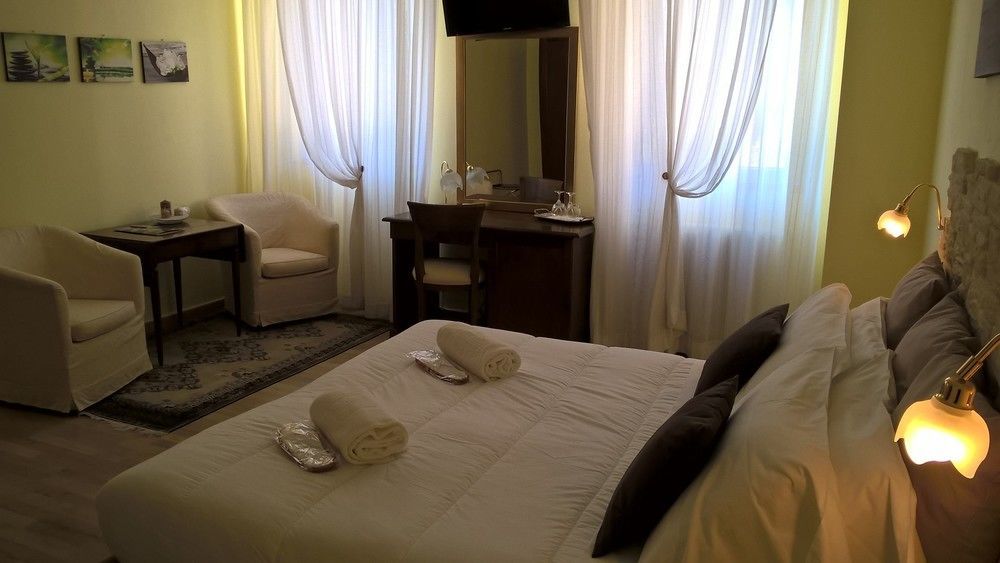 Hotel Villa Delle Ortensie Sant'Omobono Imagna Exteriör bild